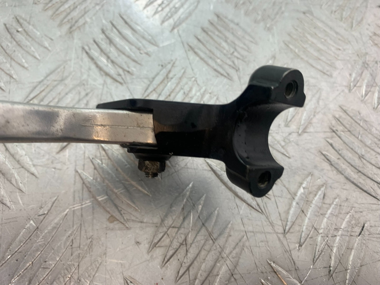 HONDA CBR600 CBR 600 FX FY CLUTCH LEVER AND BRACKET  YEAR 1999-2000 (CMB1287)