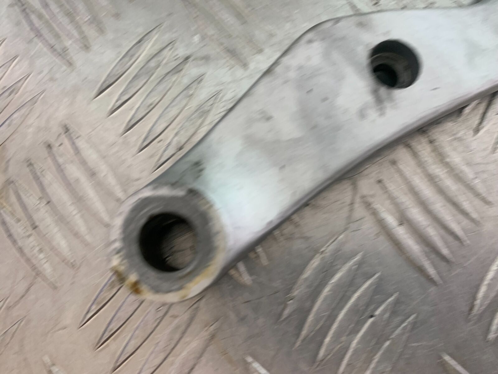 SUZUKI VS1400 VS 1400 INTRUDER  REAR CALIPER BRACKET   YEAR 1988 (CMB1077)