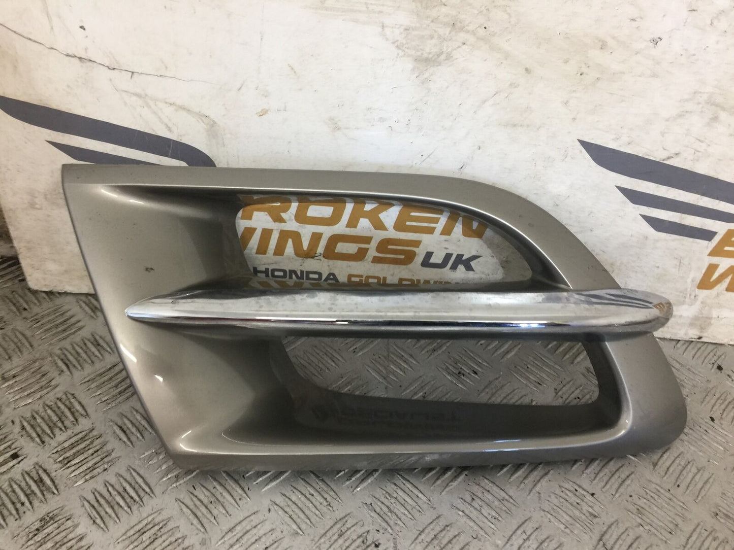 HONDA GL1800 GL 1800 LEFT INSPECTION PANEL  YEAR 2004-10 ABS (STOCK 890)