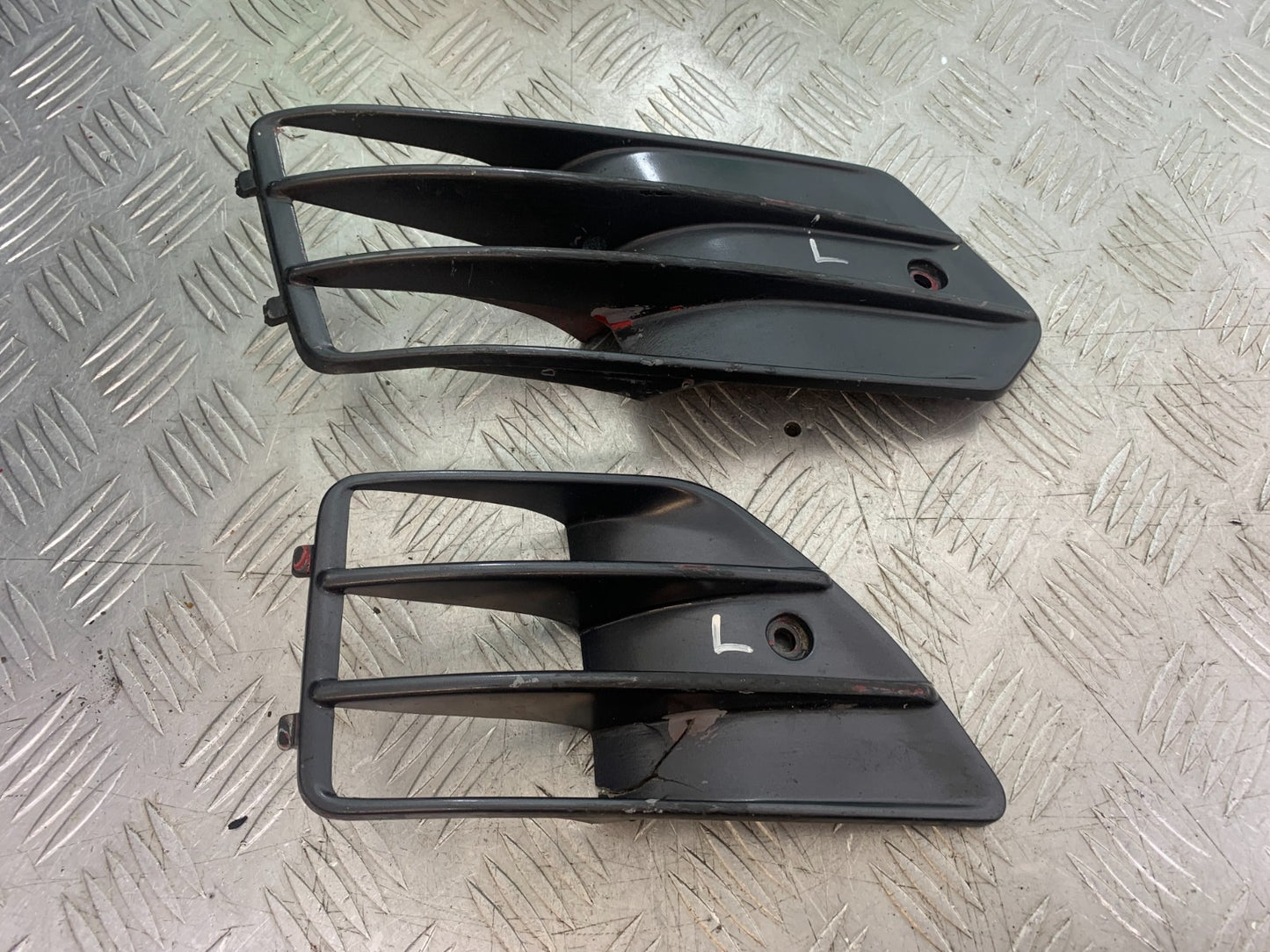 SUZUKI RF900 RF 900 LEFT INSPECTION PANELS  YEAR 1994-1999 CMB1326