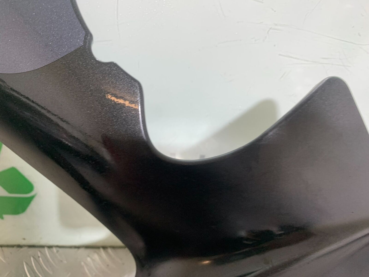 HONDA CBR 929 RRY FIREBLADE LEFT LOWER FAIRING PANEL YEAR 2000-01 (CMB1094)