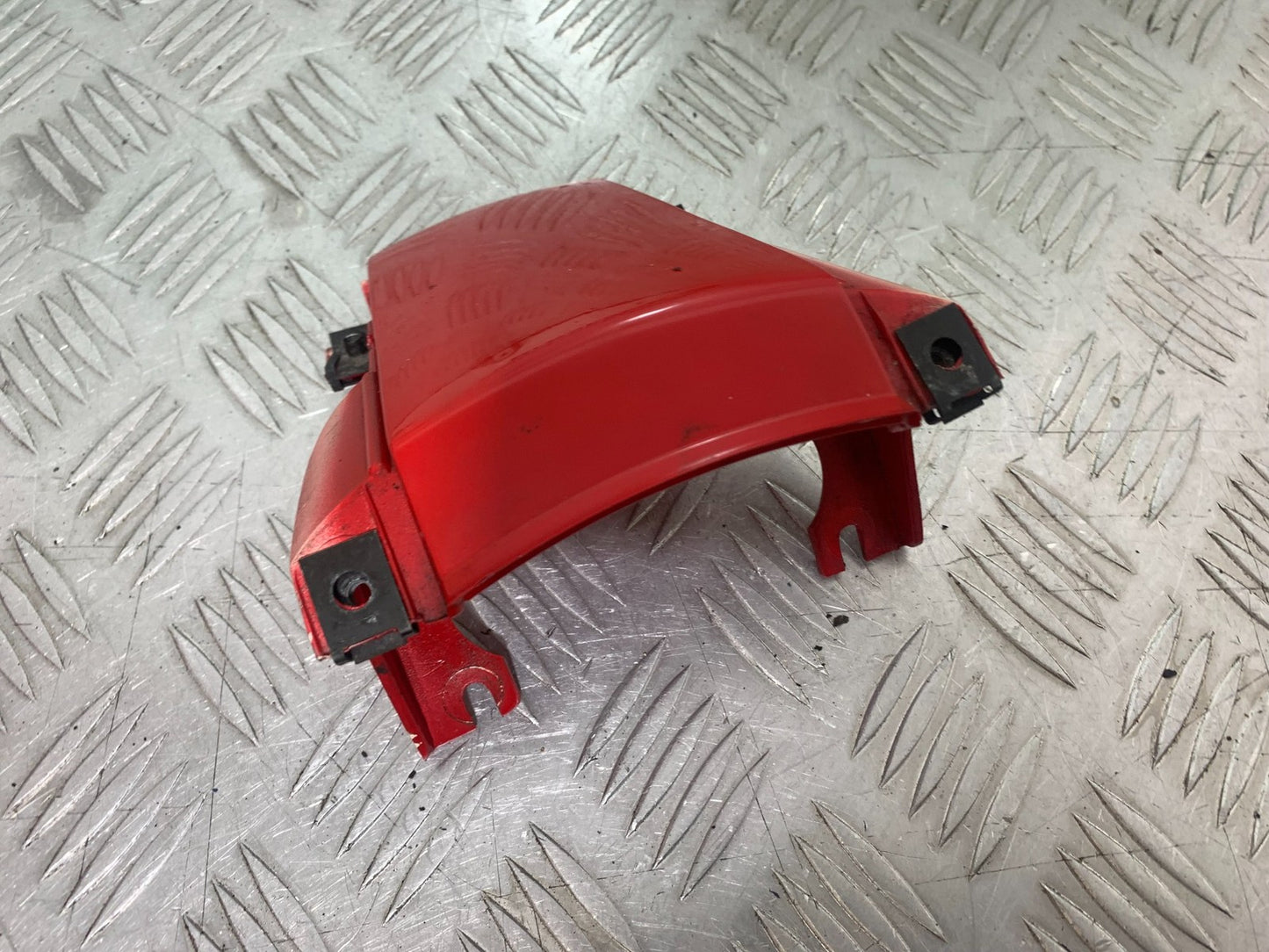 TRIUMPH 955i SPRINT ST TAIL PIECE JOINER  1999-2004 (CMB1176)