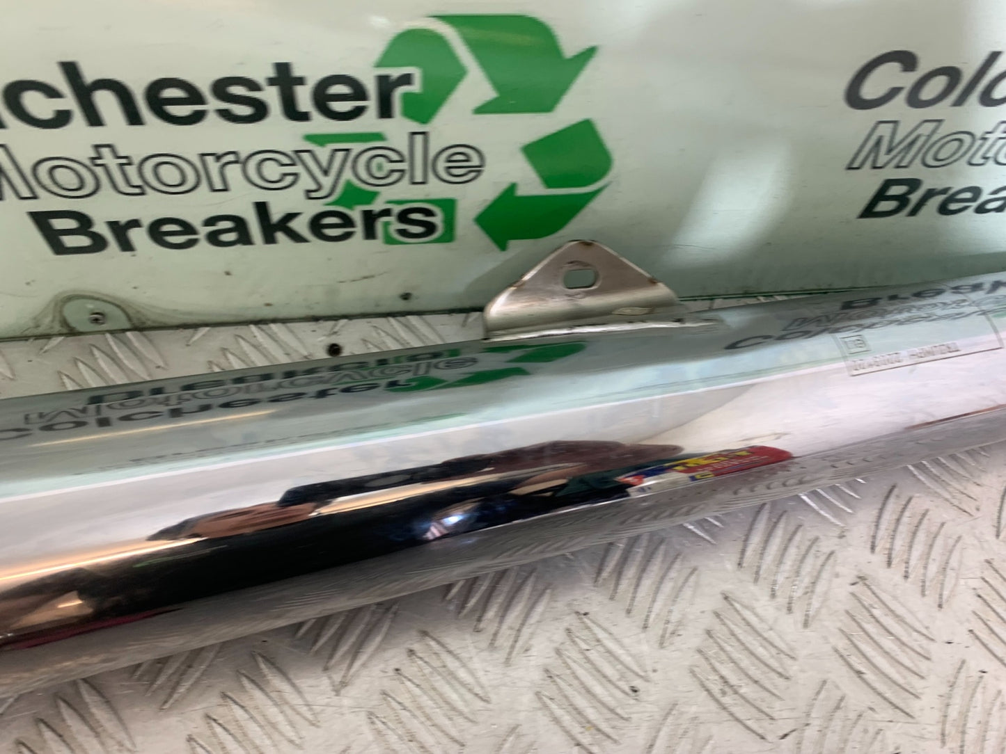 TRIUMPH THUNDERBIRD 1600 RIGHT SILENCER  YEAR 2011 (CMB1107)