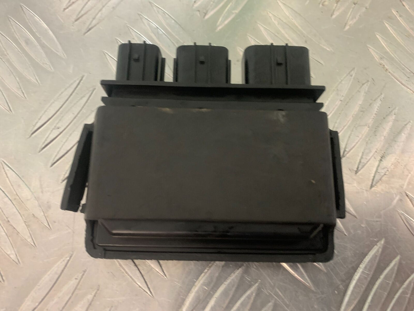 KAWASAKI ZX6R ZX6 R FUSE BOX   YEAR 2007 2008 (STOCK 973)