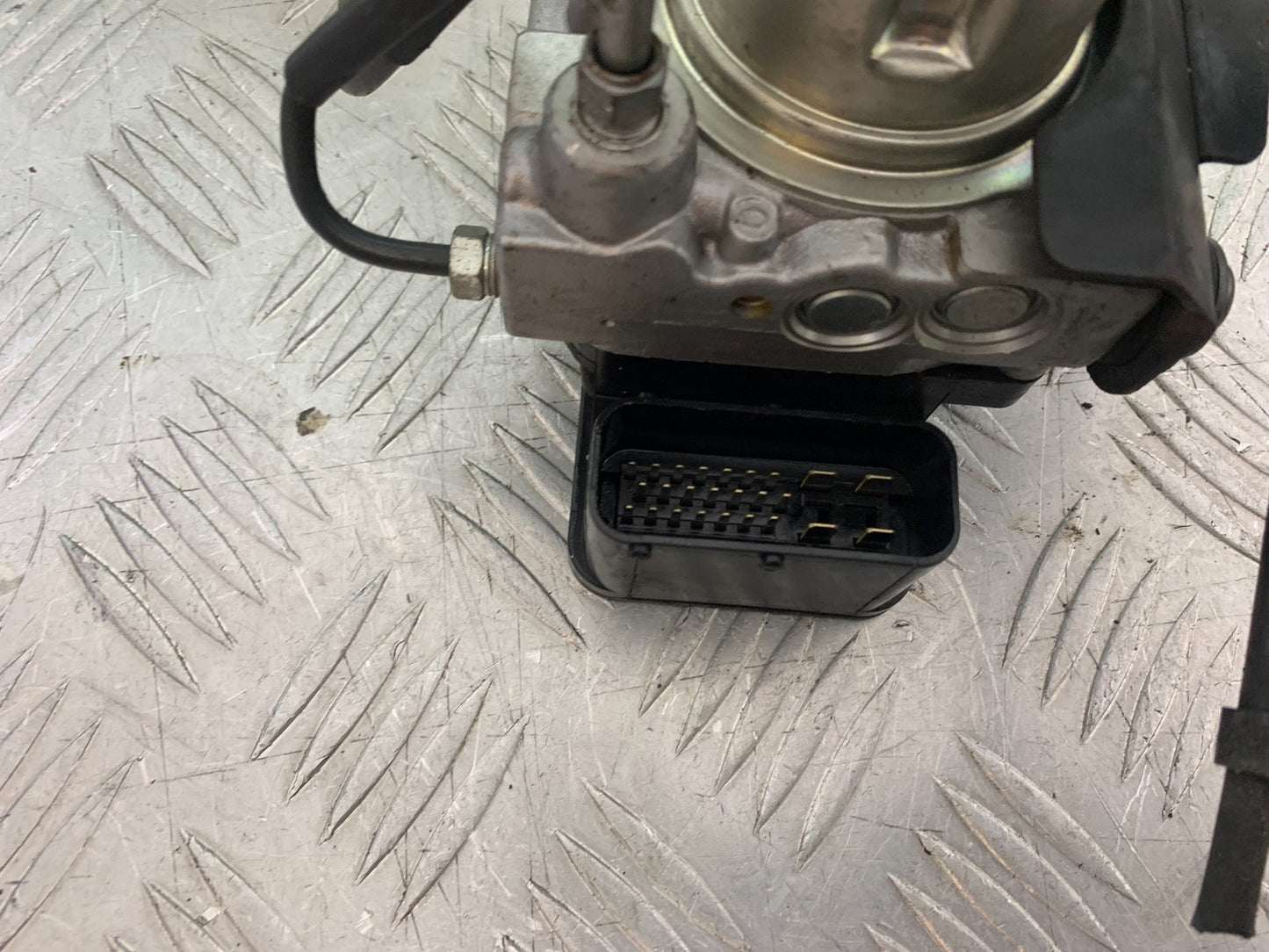 TRIUMPH 1050 SPRINT GT ABS PUMP  YEAR 2010-2016 (CMB1250)