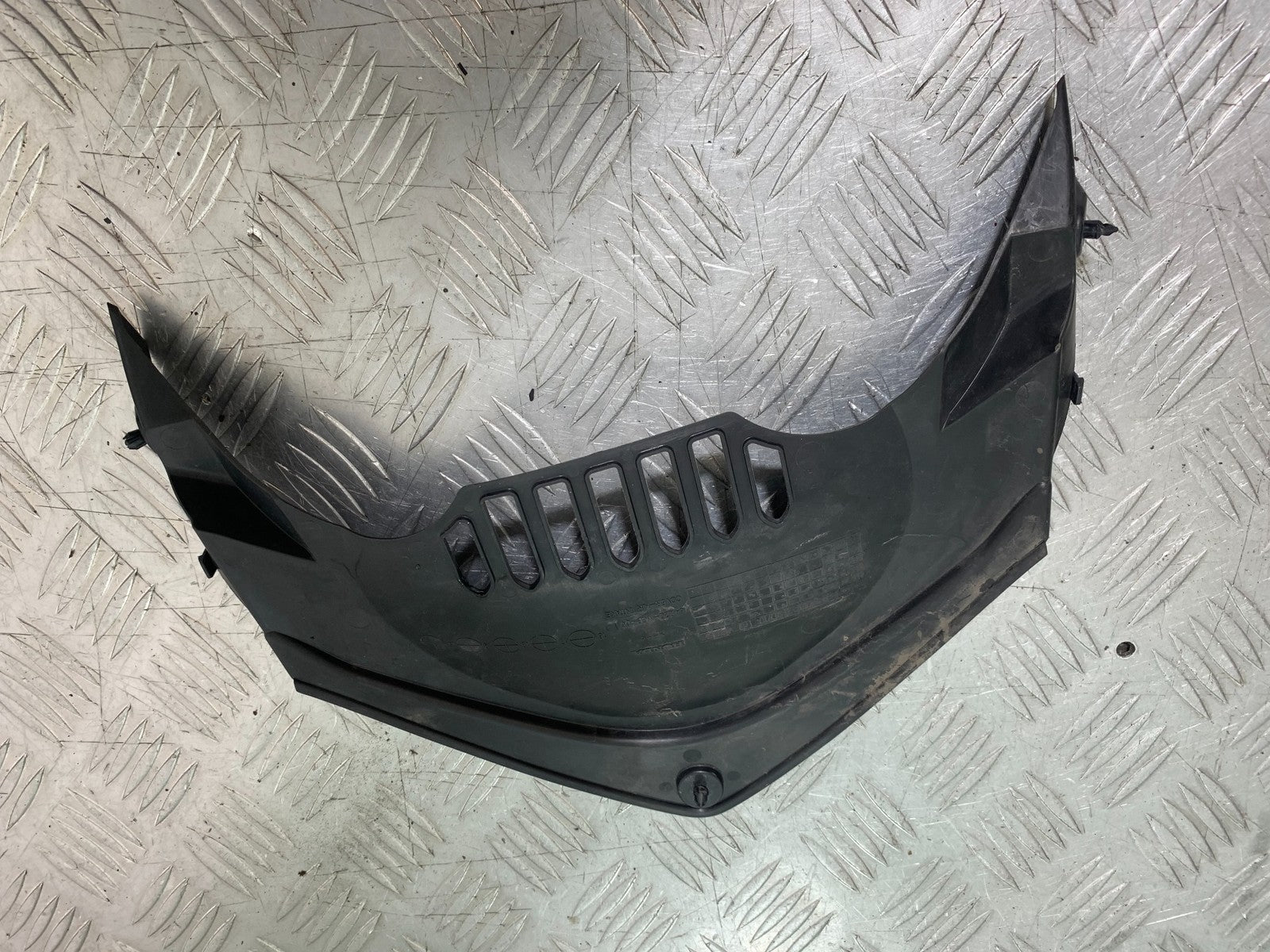 HONDA CBR1000 rr FIREBLADE LOWER TOP INFILL COVER   2012-2016 (CMB1280)