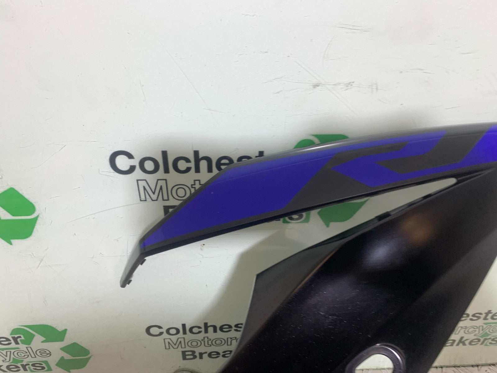 YAMAHA YZF-R125 YZF 125 RIGHT FAIRING PANEL  YEAR 2019-2022 (CMB1263)