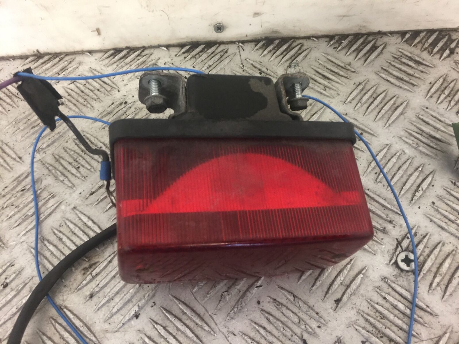 HONDA CB500 CB 500 REAR LIGHT  YEAR 2002 (STOCK 426)