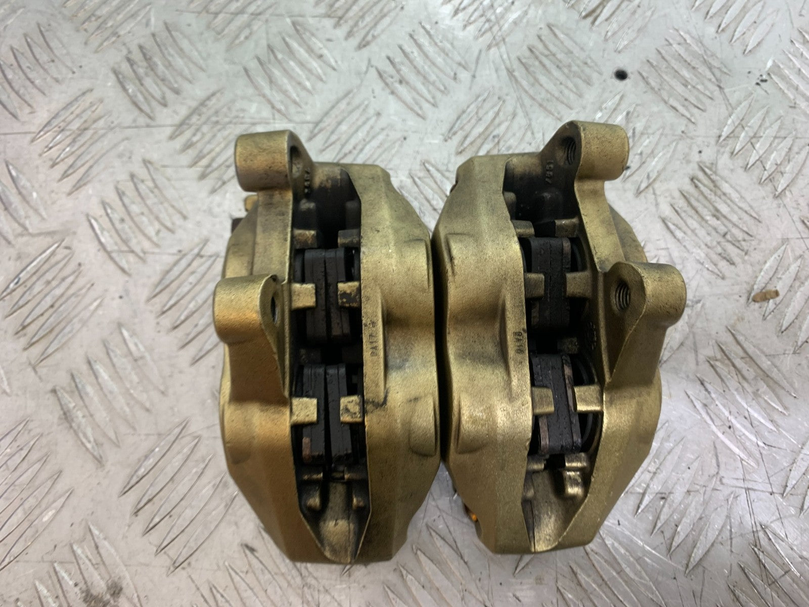 APRILIA RSV1000 RSV 1000 MILLE FRONT CALIPERS 1998- 2003 (CMB1184)