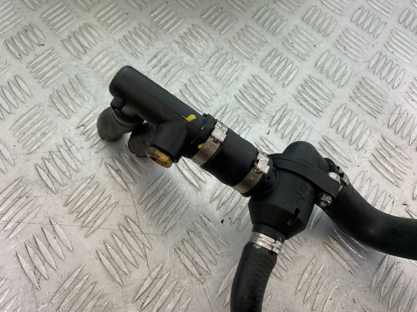 APRILIA TUONO 1000 V4R THERMOSTAT YEAR 2011-13  (CMB1316)