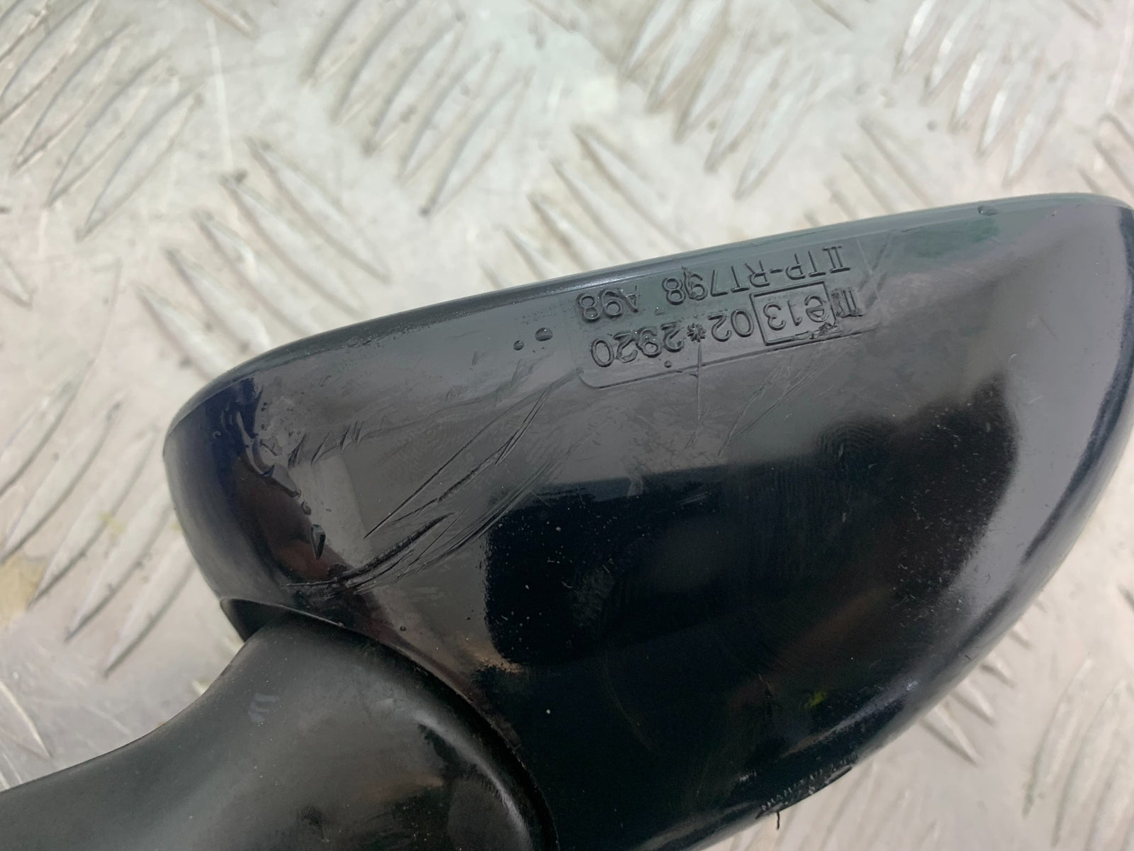 HONDA VFR750 VFR 750 RIGHT MIRROR  YEAR 1994-1997 (CMB1156)