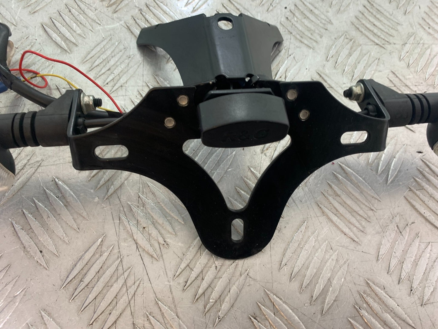 APRILIA RSV4 FACTORY TAIL TIDY AND INDICATORS   YEAR 2009-2012 (CMB1224)