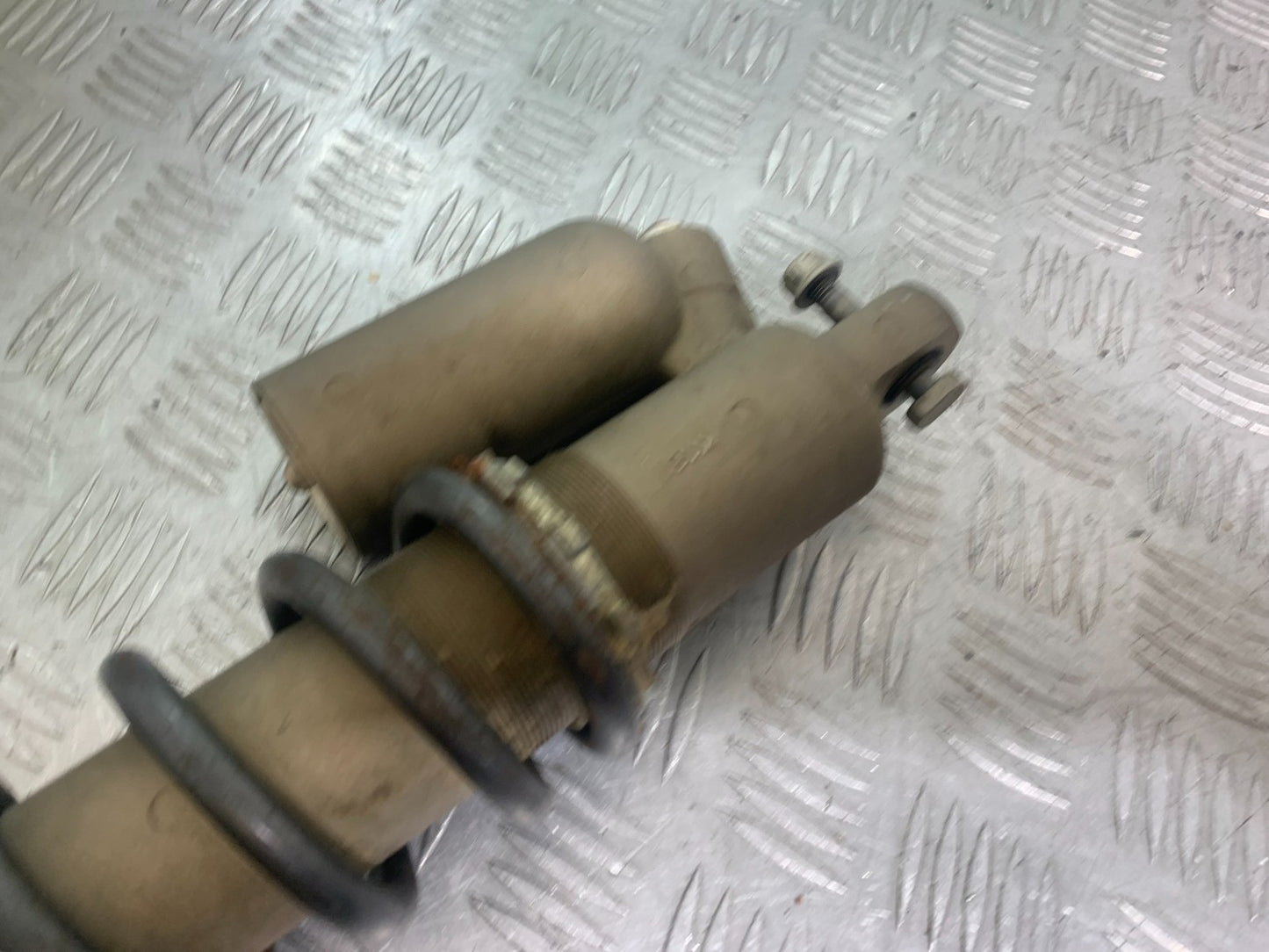 KAWASAKI KXF250 KXF 250 REAR SHOCK YEAR 2006-2008 (CMB1309)