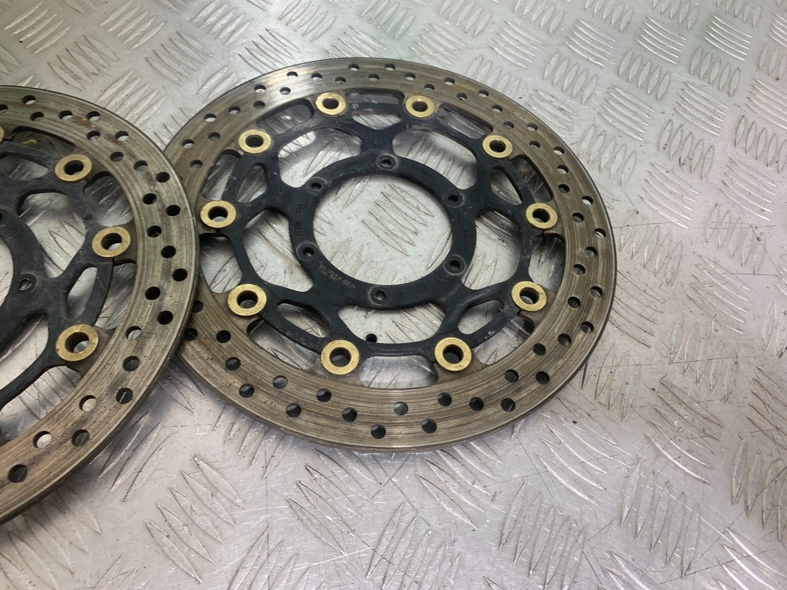 HONDA CBR600 CBR 600 RR FRONT BRAKE DISCS  YEAR 2003-2004 CMB1173)