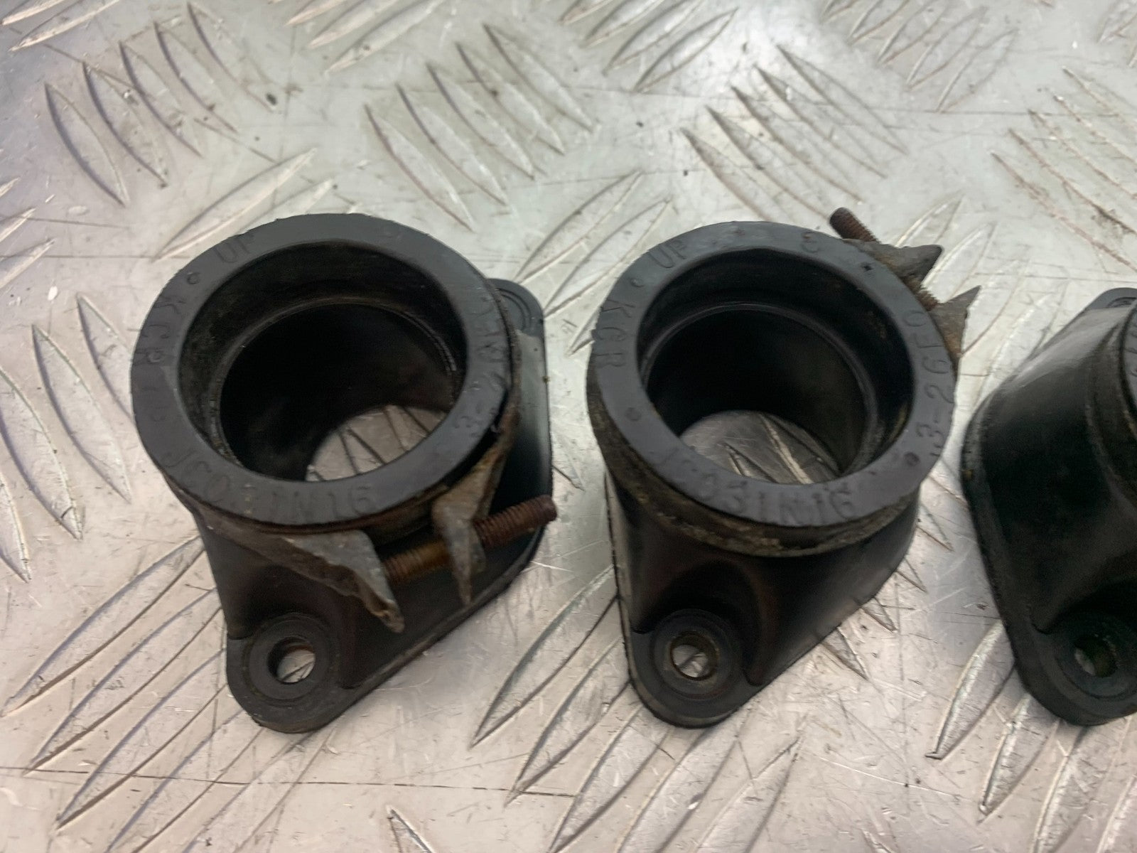SUZUKI GSF600 GSF 600 BANDIT CARB RUBBERS  2000-2004 (CMB1269)