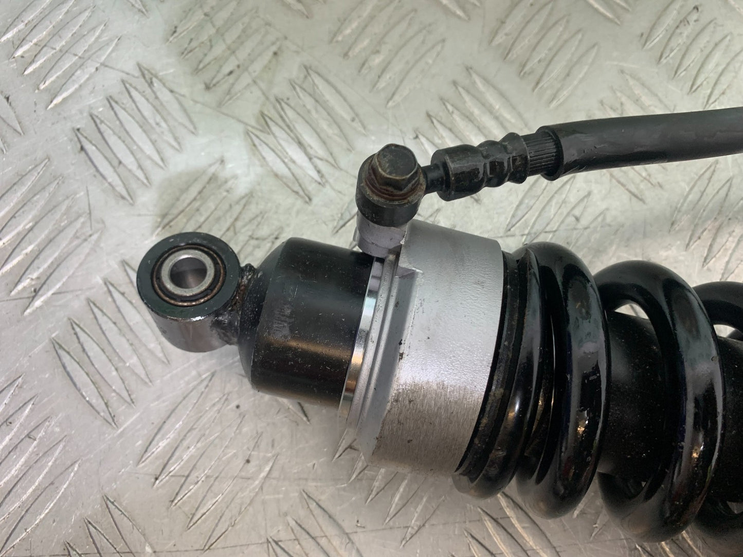 TRIUMPH 1050 SPRINT GT REAR SHOCK  YEAR 2010-2016 (CMB1250)
