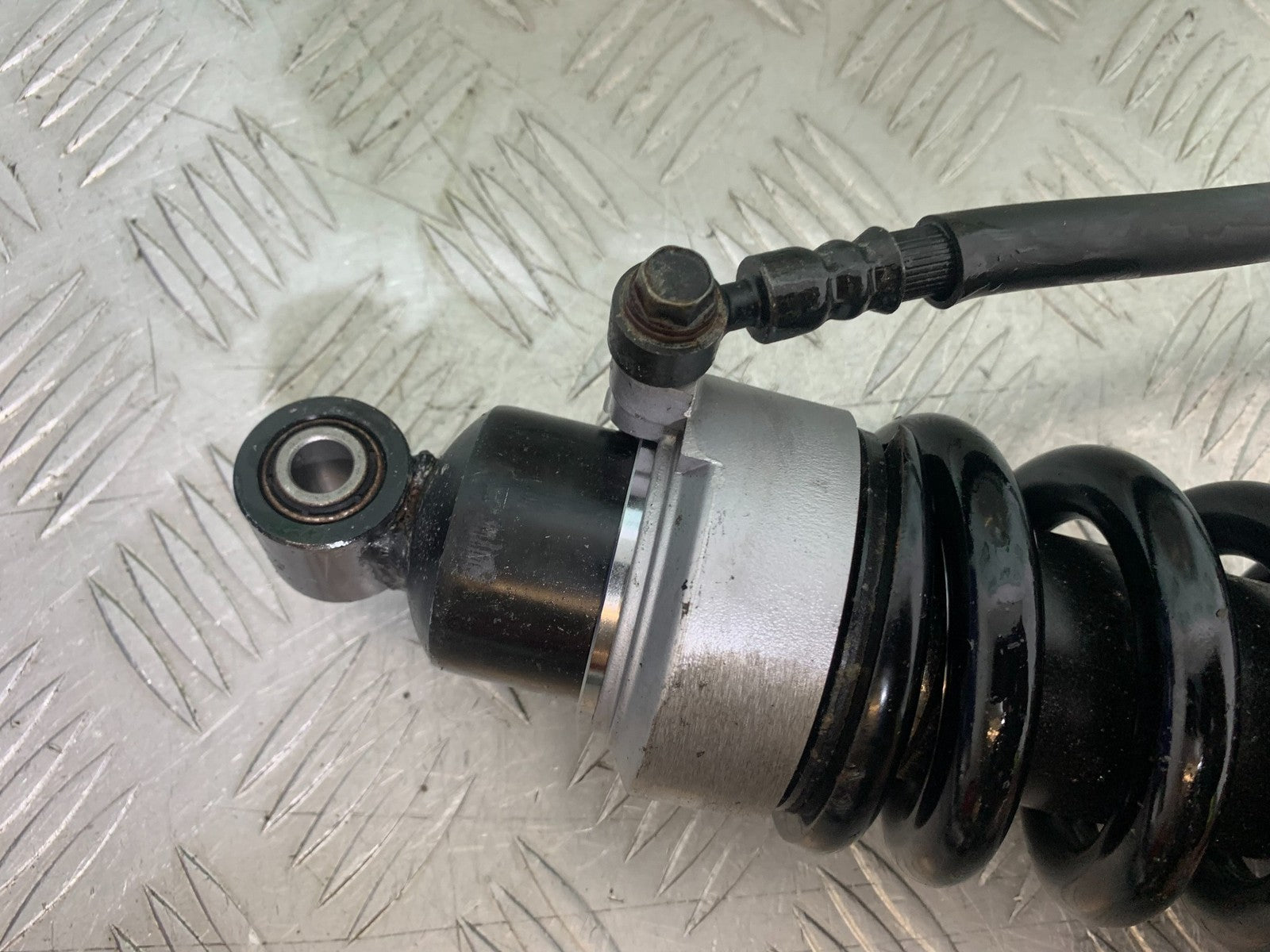 TRIUMPH 1050 SPRINT GT REAR SHOCK  YEAR 2010-2016 (CMB1250)