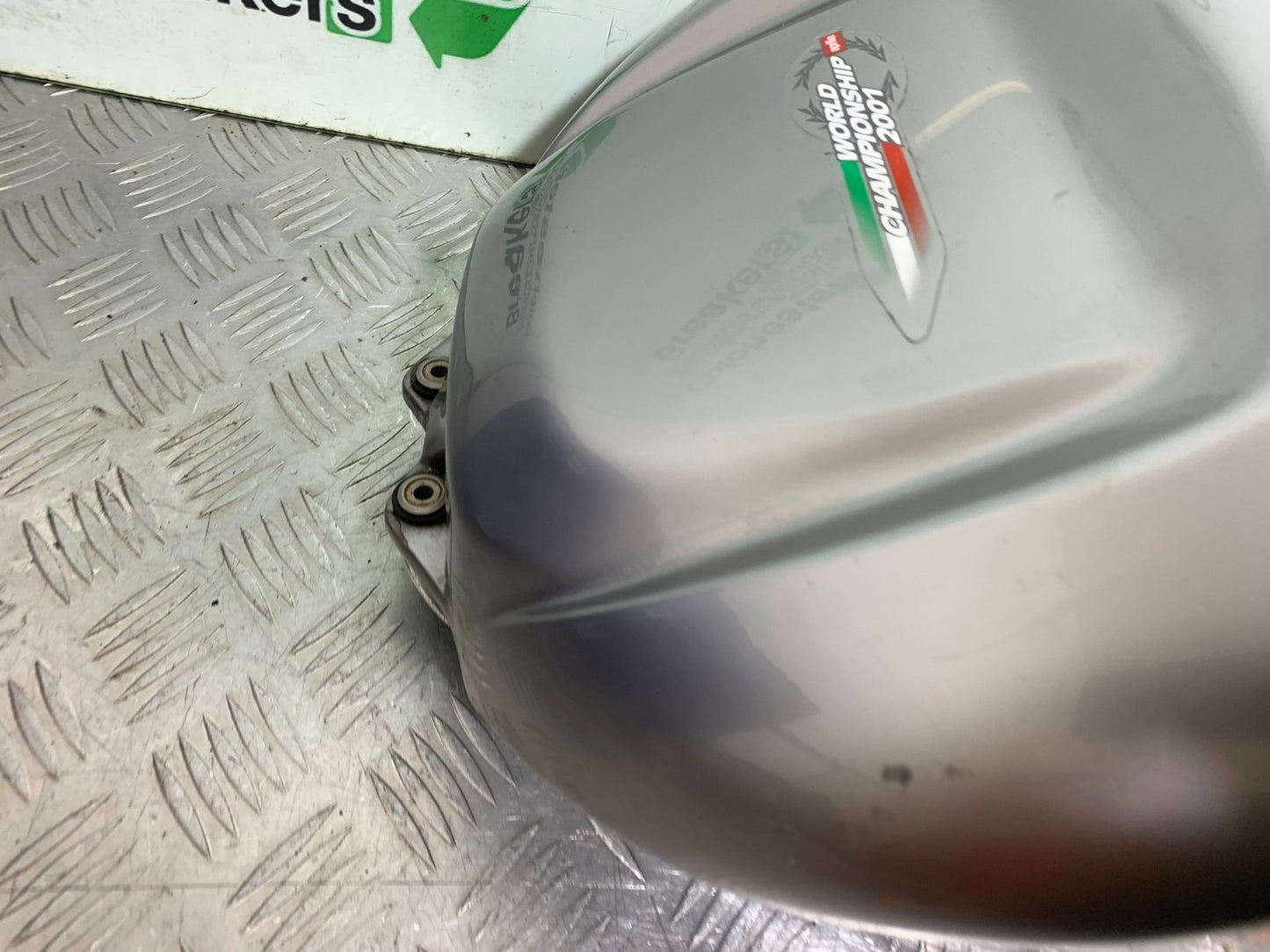 APRILIA RSV1000 RSV 1000 MILLE PETROL TANK   1998- 2003 (CMB1184)