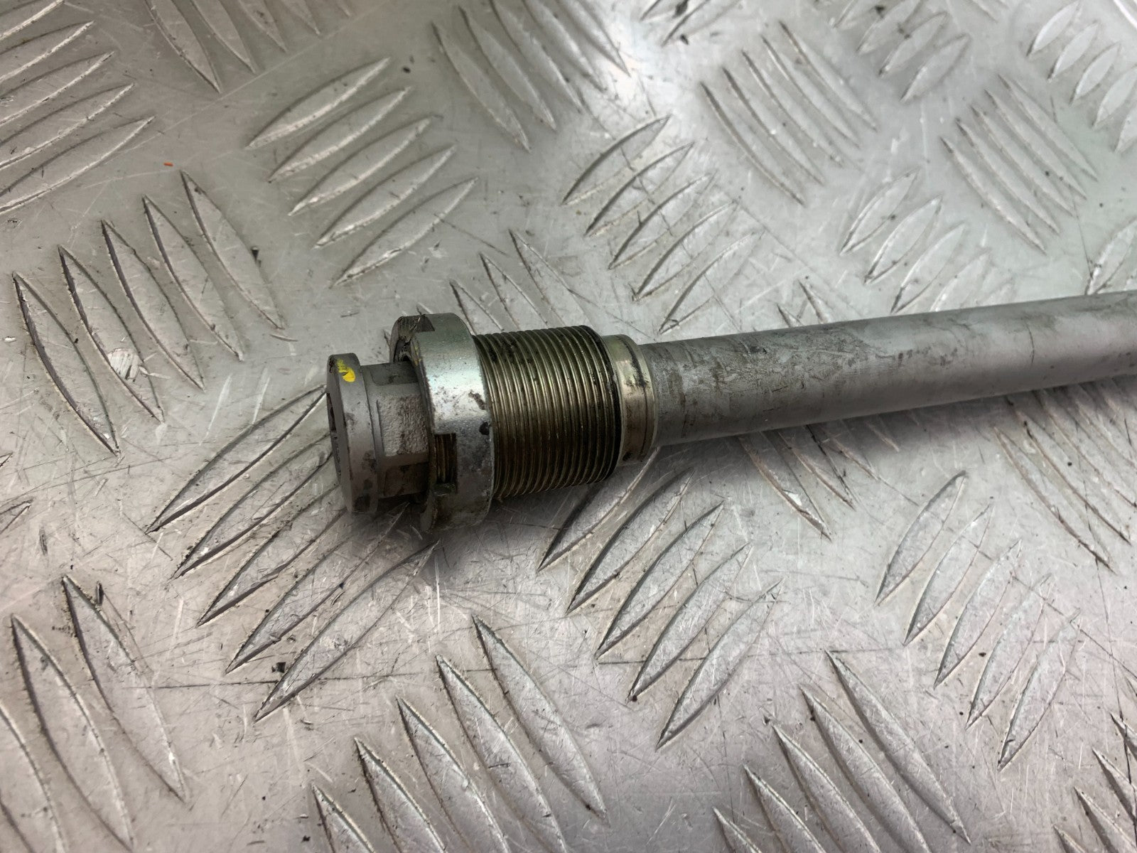 APRILIA TUONO 1000 V4R SWINGARM SPINDLE  YEAR 2011-13  (CMB1331)