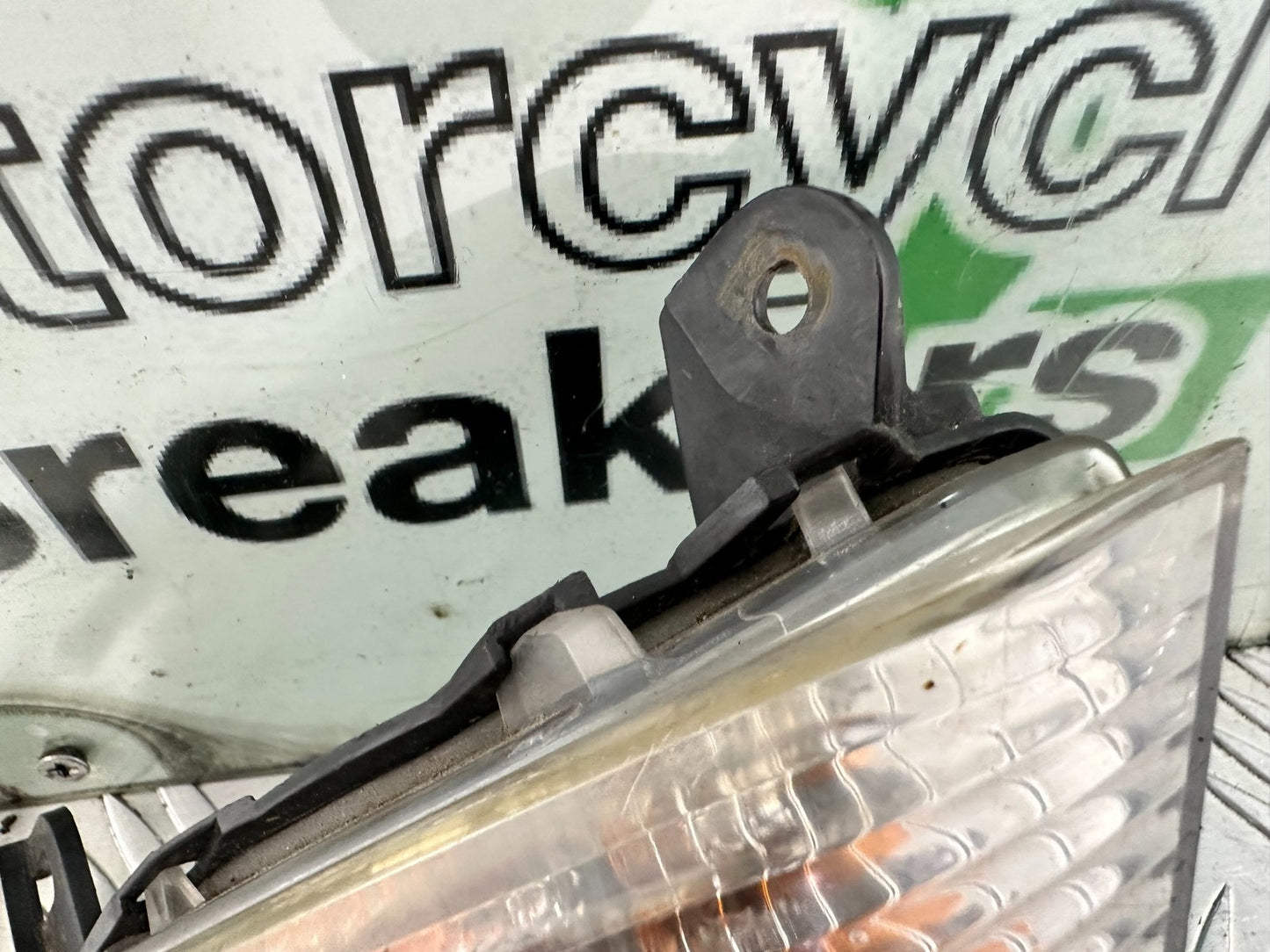 KAWASAKI ER6 F ER6F FRONT RIGHT INDICATOR YEAR 2005-2008 (CMB1178)