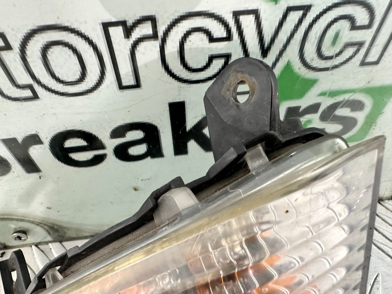 KAWASAKI ER6 F ER6F FRONT RIGHT INDICATOR YEAR 2005-2008 (CMB1178)