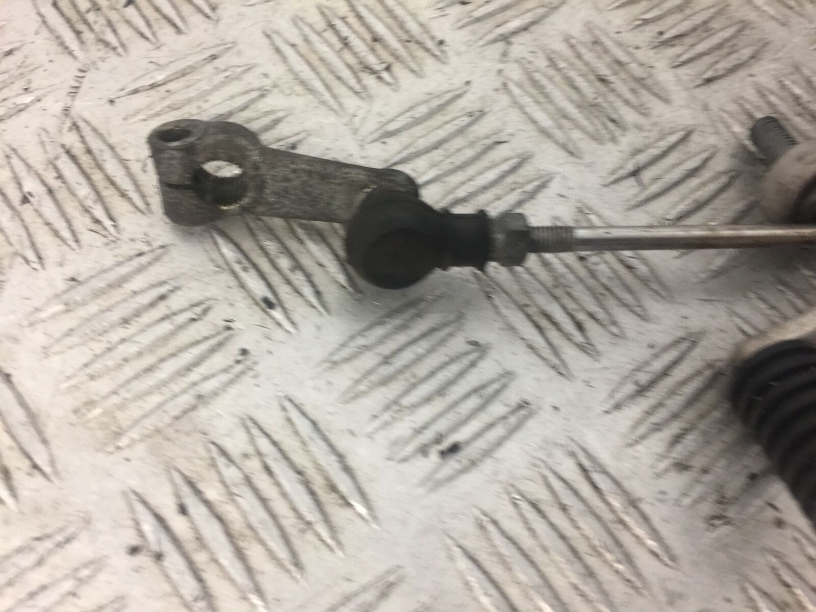 HONDA HONDA CBR400 RR FRONT LEFT HANGER COMPLETE  YEAR 1990-95(STOCK 624)