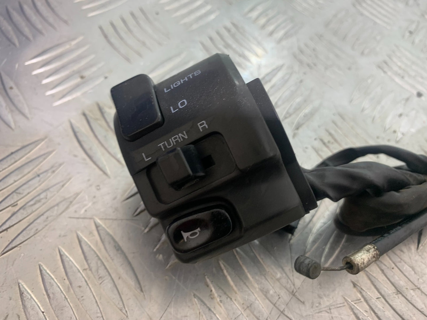 KAWASAKI ZX6R ZX6 F LEFT SWITCH GEAR  YEAR 1995-1997 (CMB1169)