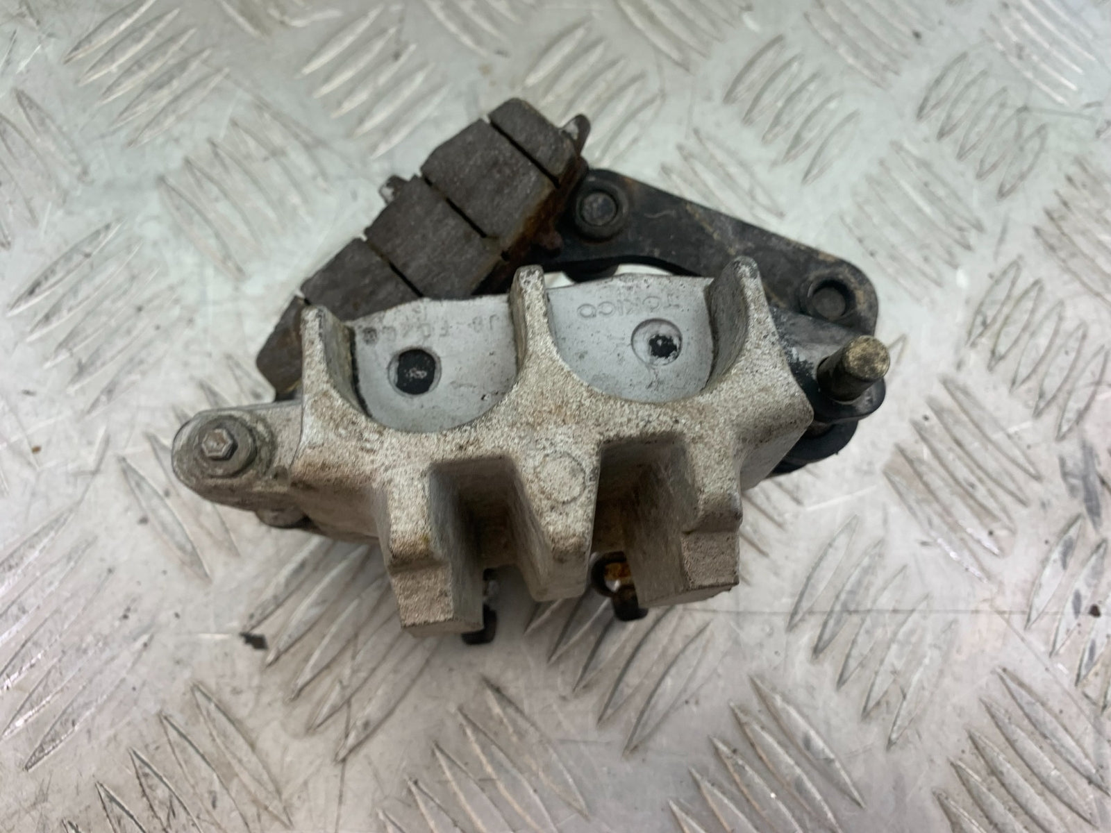 KAWASAKI VN1500 CLASSIC REAR BRAKE CALIPER   YEAR 1999 -2006 (CMB1166)