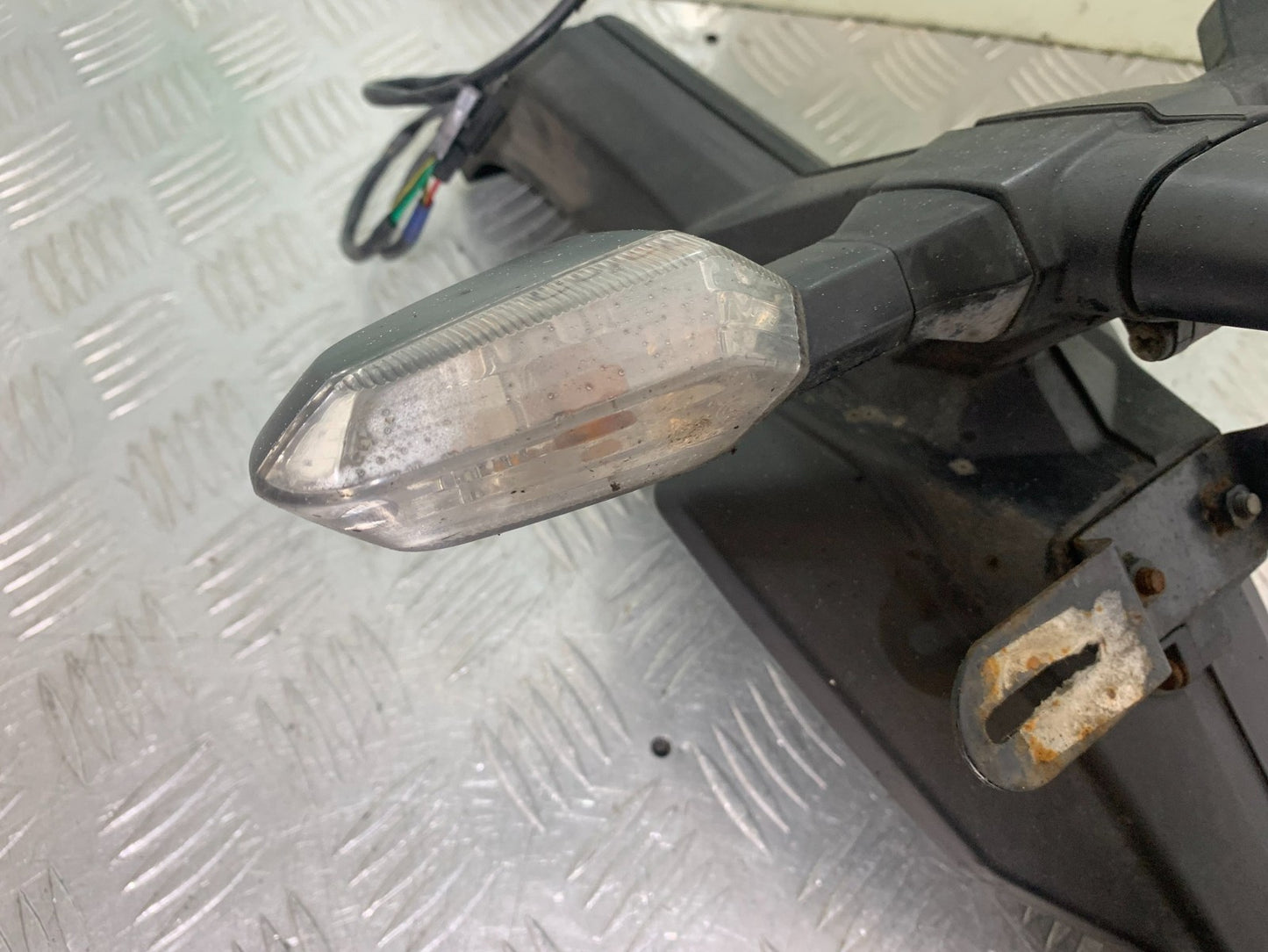 KAWASAKI 650 VERSYS REAR MUDGUARD & INDICATORS  YEAR 2015-2018 (CMB1288)