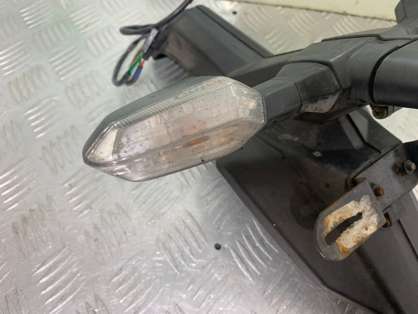 KAWASAKI 650 VERSYS REAR MUDGUARD & INDICATORS  YEAR 2015-2018 (CMB1288)