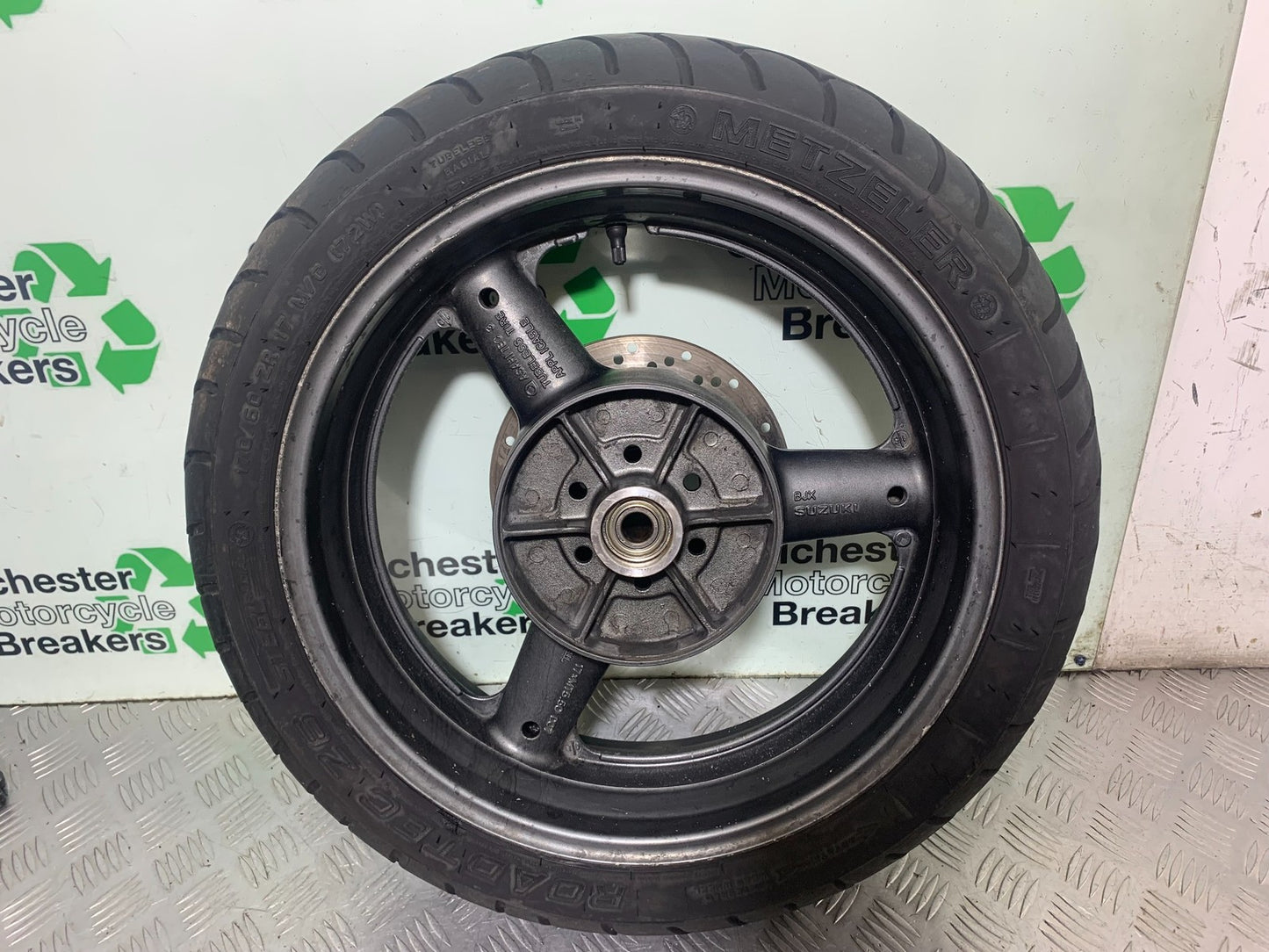 SUZUKI GSX750 INAZUMA REAR WHEEL  YEAR 1998-2003 (CMB1308)