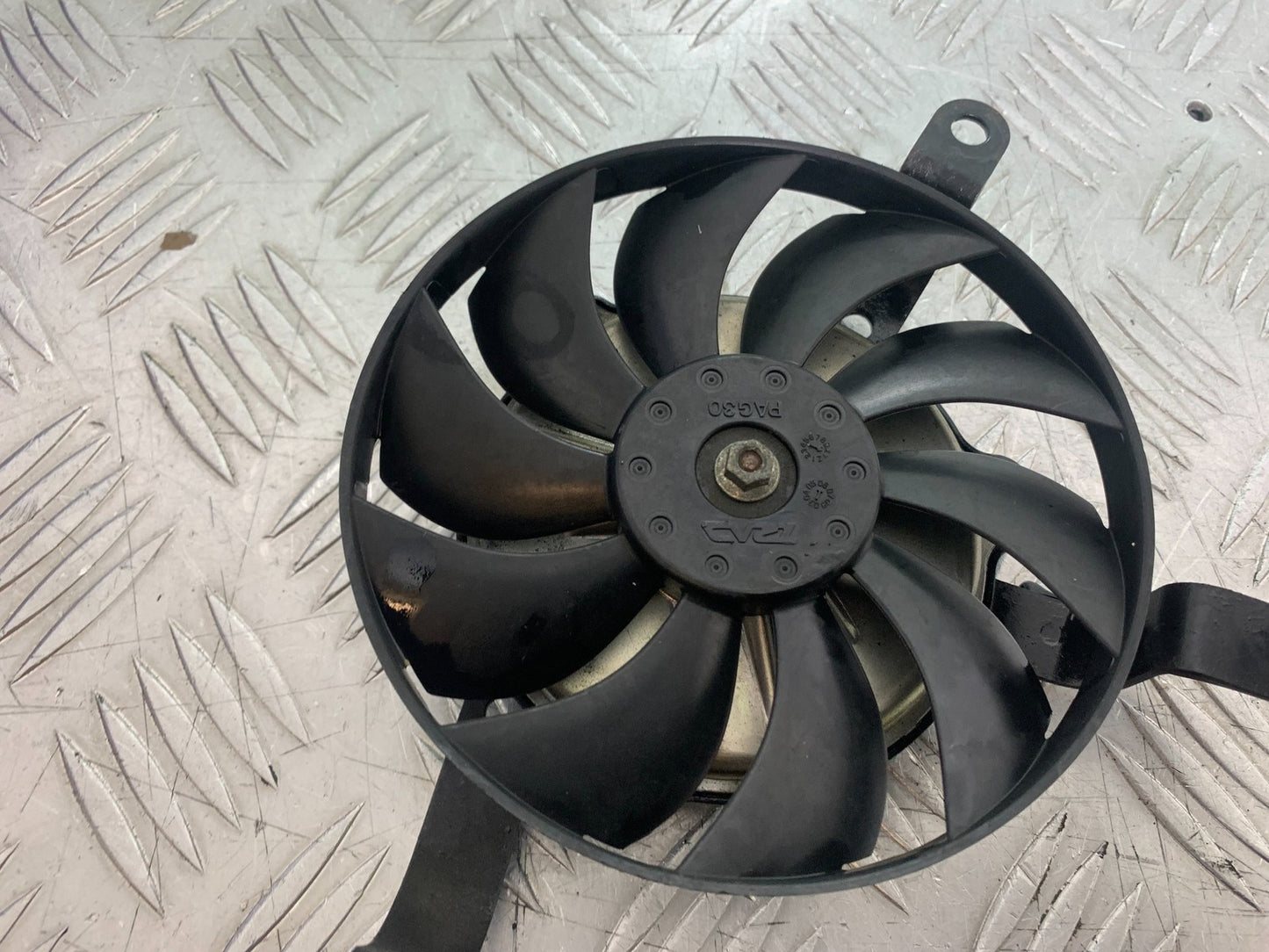 YAMAHA YZF R1 4C8 RADIATOR FAN  YEAR 2007-2008 (CMB1237)
