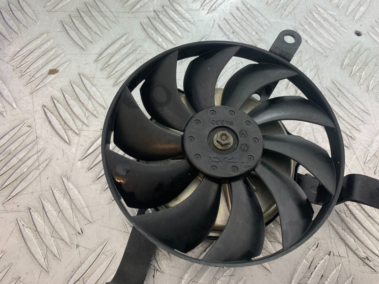 YAMAHA YZF R1 4C8 RADIATOR FAN  YEAR 2007-2008 (CMB1237)