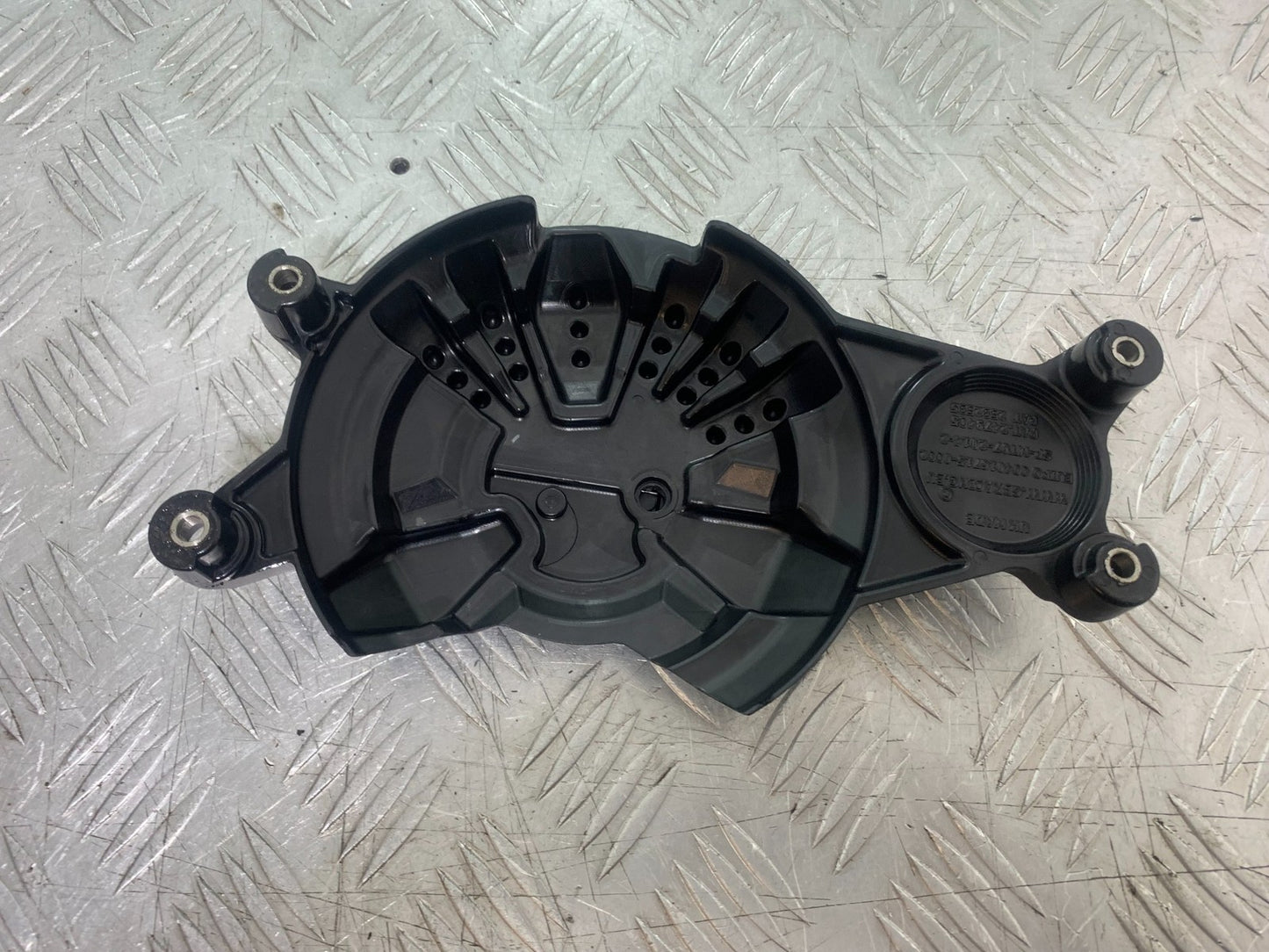 YAMAHA YZF R7 GB RACING ENGINE COVER  YEAR 2022-2025 (CMB1255)