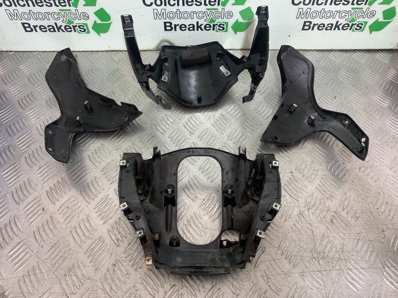 APRILIA 650 PAGASO STRADA TOP FAIRING   YEAR 2005-2010 (CMB1260)