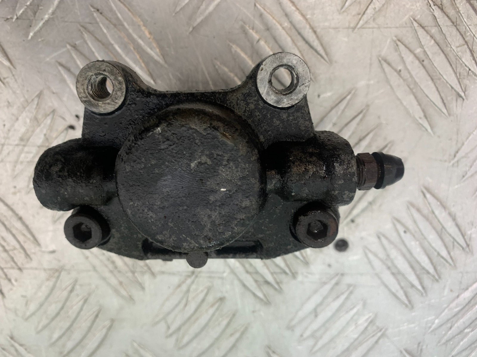PIAGGIO VESPA GTS 125 REAR CALIPER YEAR 2009-2014  (CMB1261)
