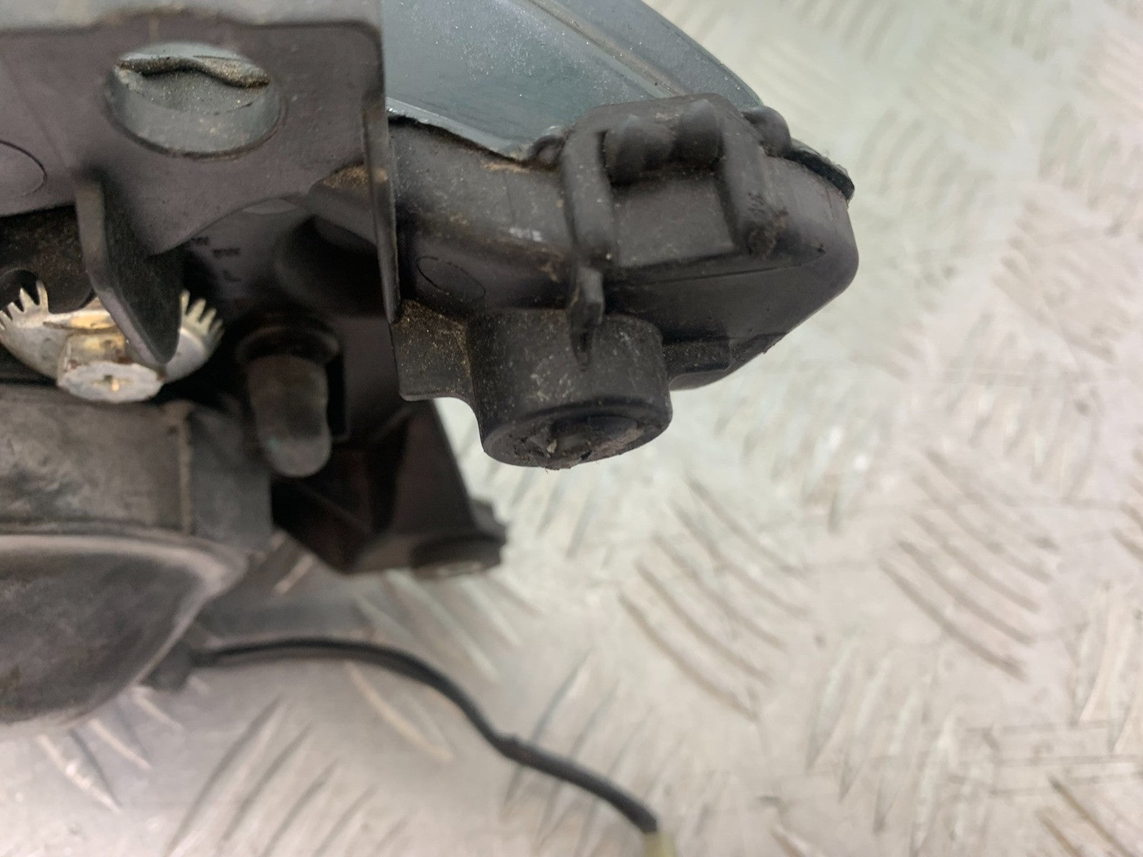 KAWASAKI 650 VERSYS HEADLIGHT YEAR 2015-2018 (CMB1288)