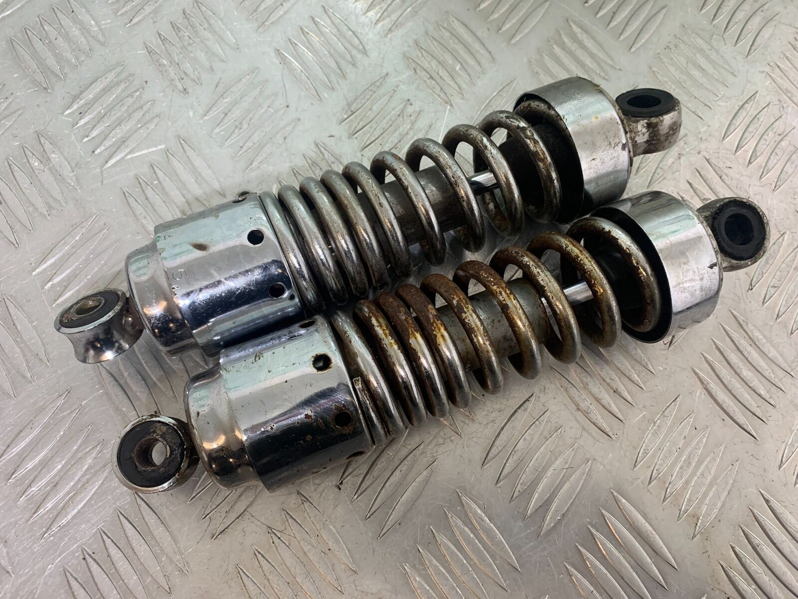 AJS DD125 REGAL RAPTOR REAR SHOCKS  YEAR 2007 (CMB1061)