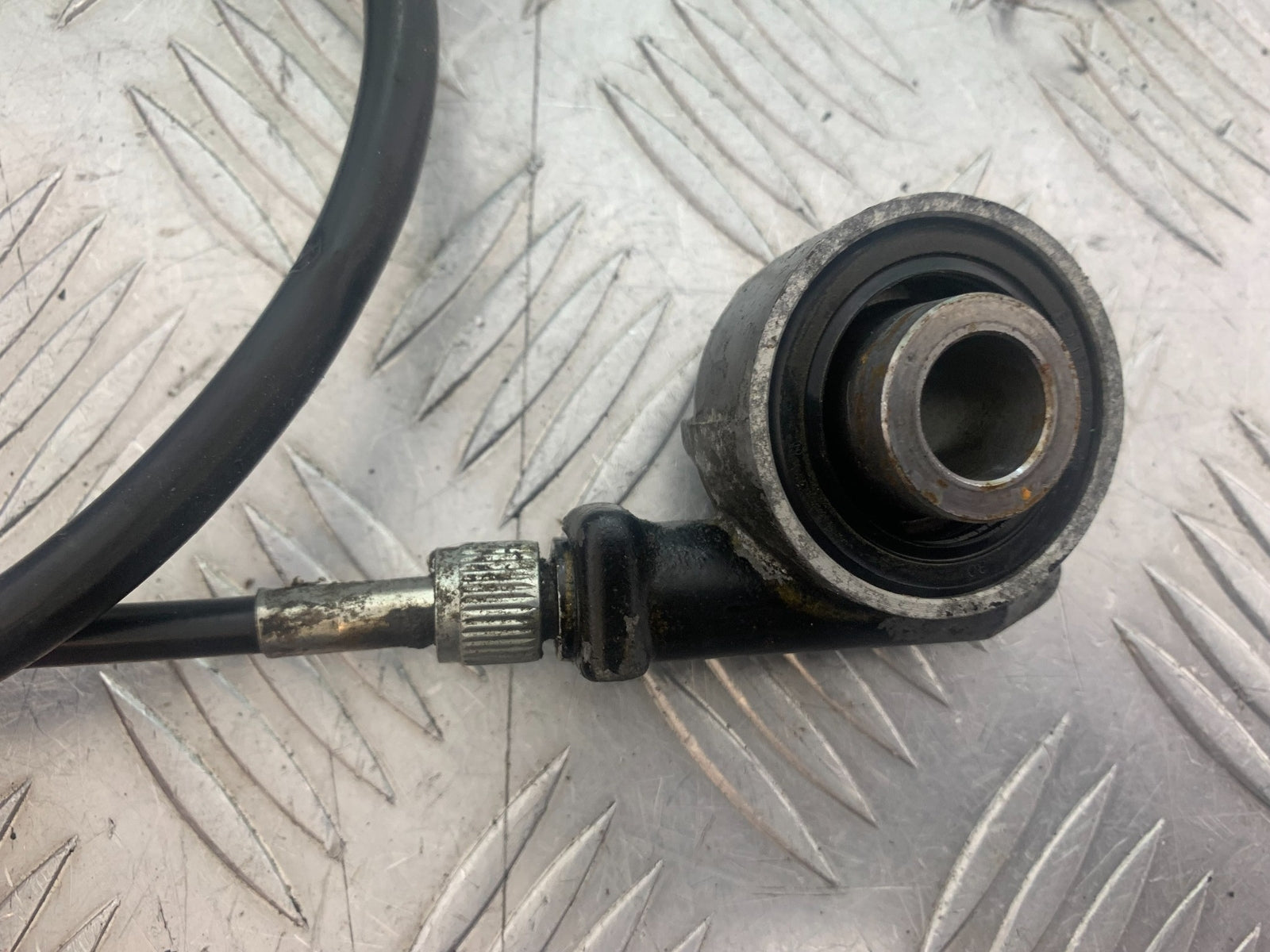 KAWASAKI GT550 GT 550 SPEEDO DRIVE AND CABLE  YEAR 1984-87 (CMB1141)