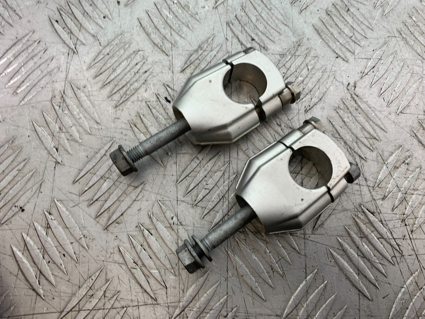 BMW F800 GT HANDLEBAR RISERS  YEAR 2013-2017 (CMB1248)