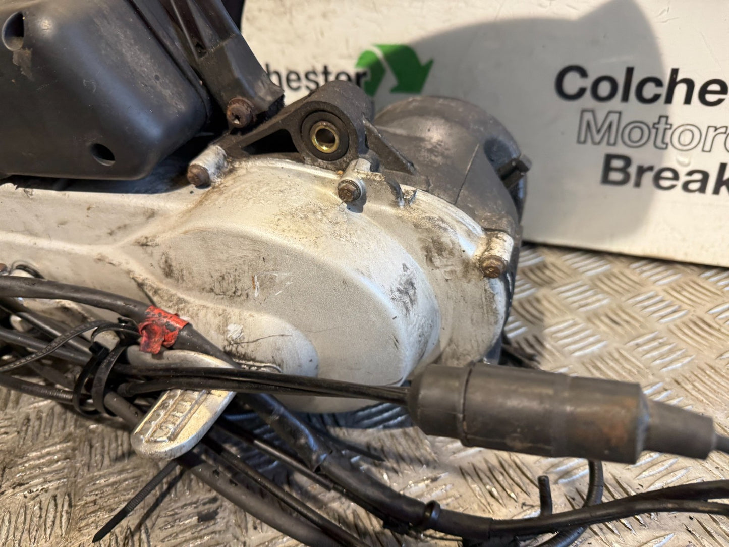 PIAGGIO VESPA LXS S 50 ENGINE YEAR 2004-2016 (CMB1290)