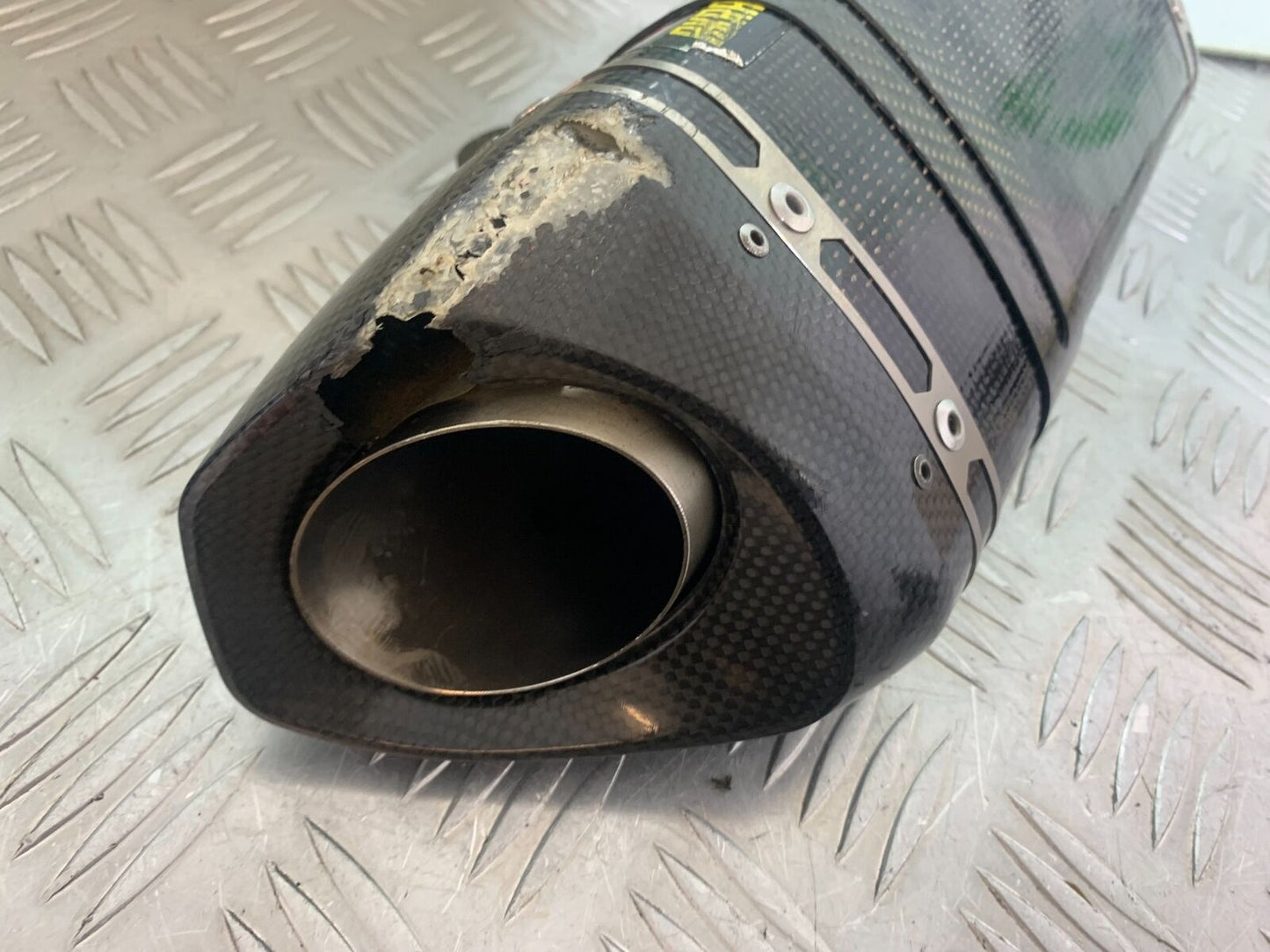 YAMAHA XSR900 XSR 900 AKRAPOVIC CARBON CAN    YEAR 2021-2022 (CMB1073)