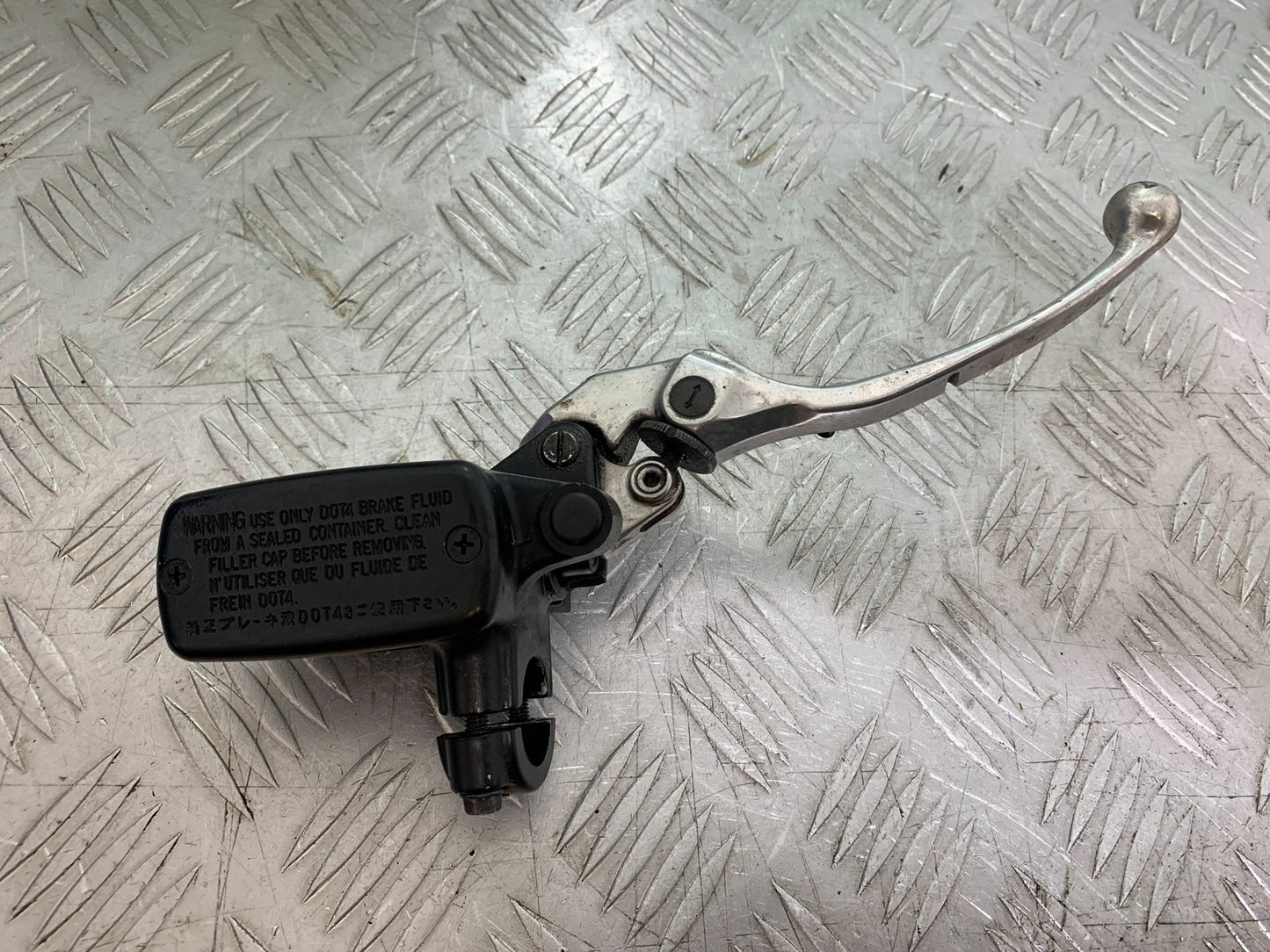 HONDA CBF600 CBF 600 FRONT BRAKE MASTER CYLINDER   YEAR 2004 -07 (CMB1247)