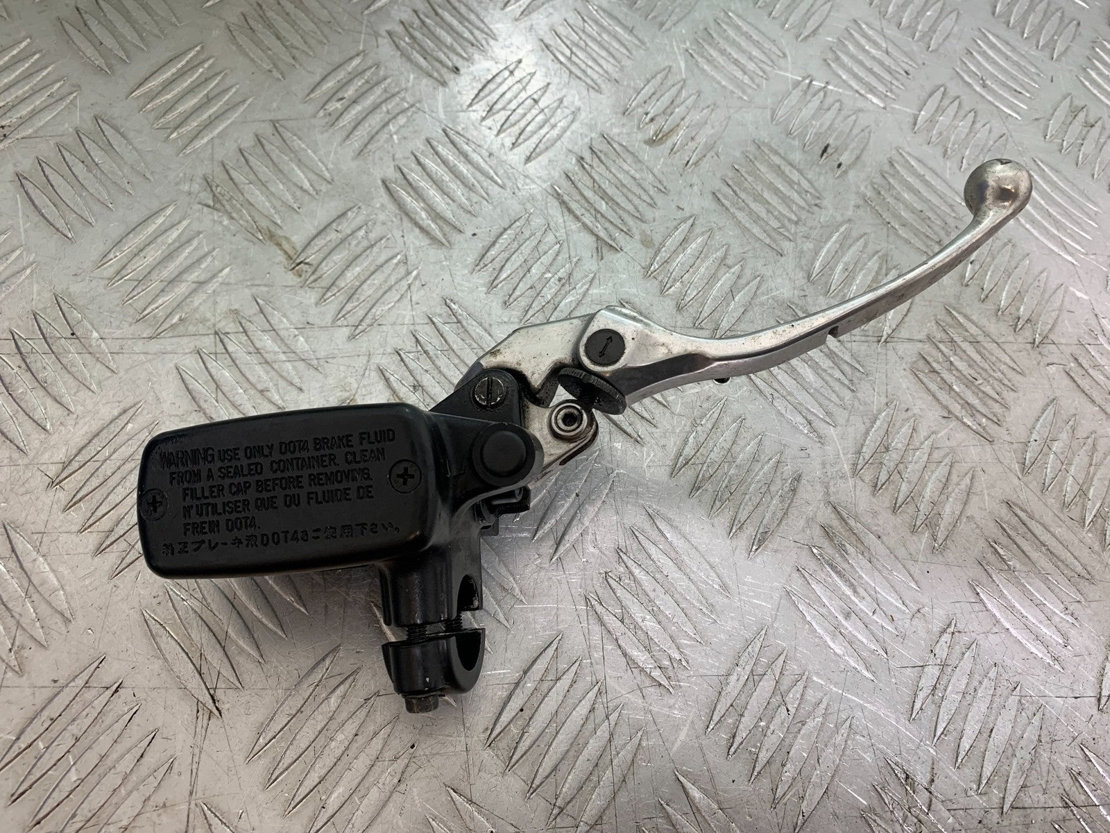 HONDA CBF600 CBF 600 FRONT BRAKE MASTER CYLINDER   YEAR 2004 -07 (CMB1247)