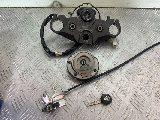 YAMAHA XJ6 XJ6-S ECU LOCKS KEY  YEAR 2009-2015  (CMB1212)