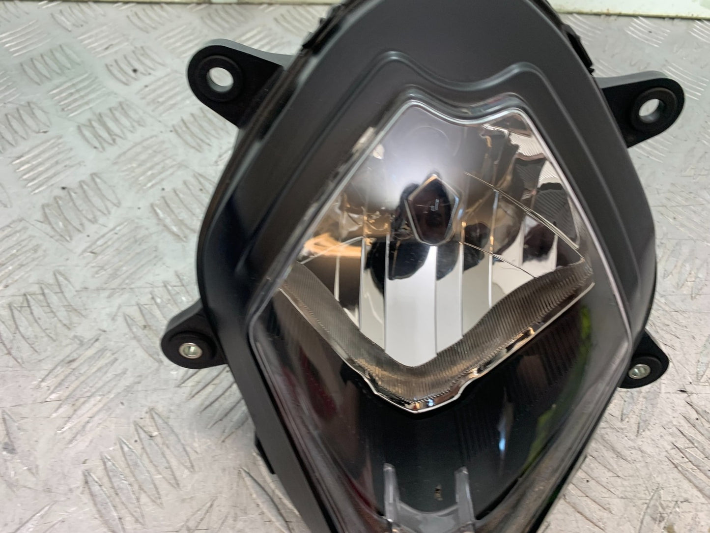 MV AGUSTA 675 F3 HEADLIGHT YEAR 2012-2016 (CMB1302)