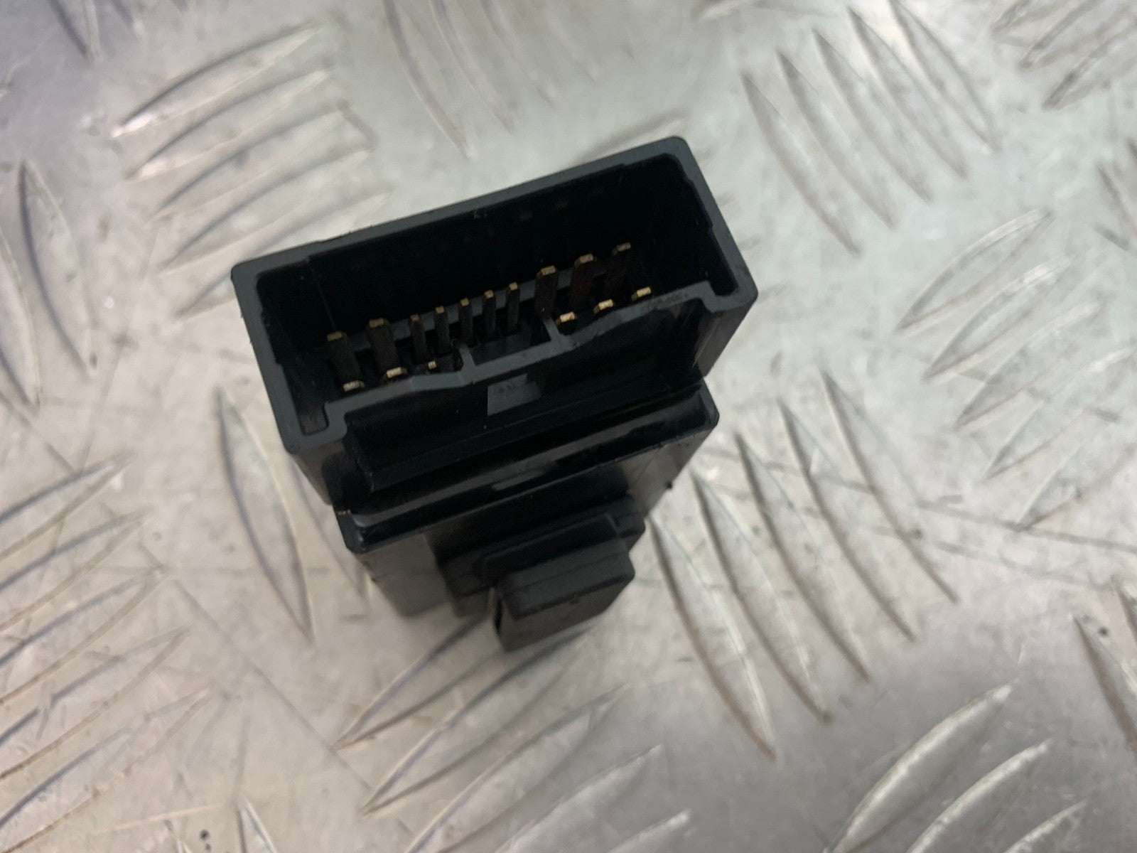YAMAHA FZS1000 FAZER MAIN RELAY  YEAR 2001-05 (CMB1275)