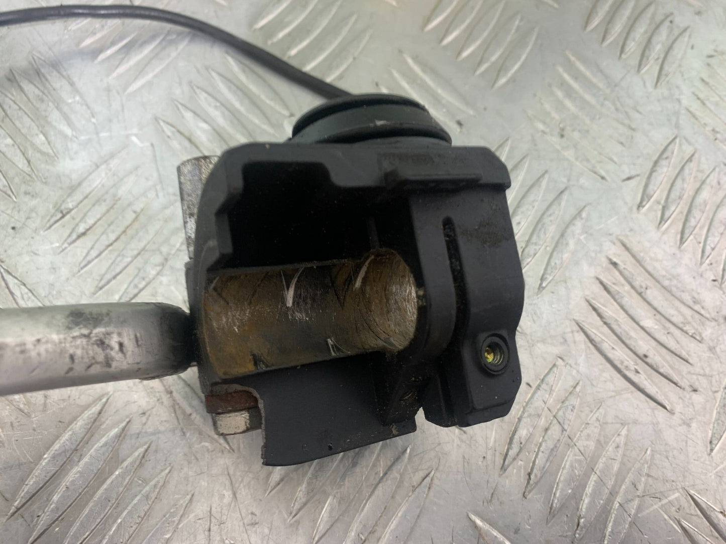 BMW R850 R R850R CLUTCH LEVER AND BRACKET   YEAR 1994-2002 (CMB1170)