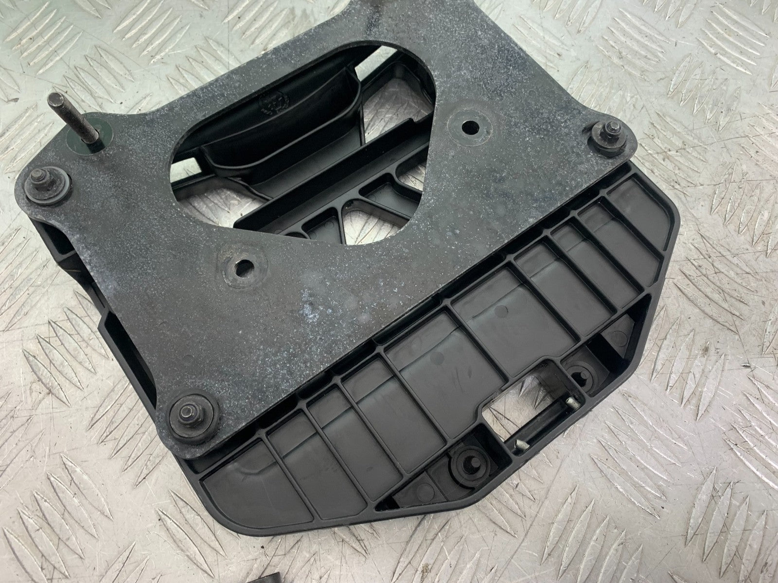 HONDA NT 700 V DEAUVILLE RACK AND PLATE  YEAR 2006-2010 (CMB1298)