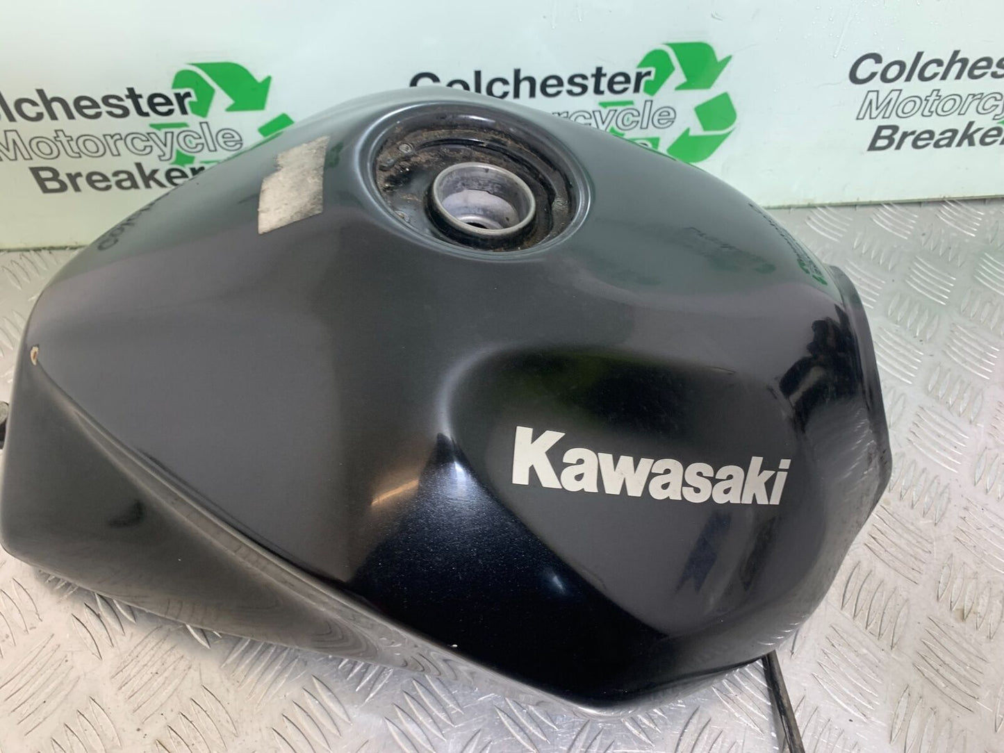 KAWASAKI Z750 Z 750 PETROL TANK   YEAR 2004-2006  (CMB1104)
